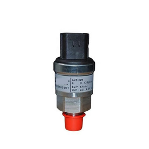 เซ็นเซอร์วัดแรงดัน 025-29583-001 AKS 32R สำหรับเครื่องส่งสัญญาณระบบปรับอากาศส่วนกลาง 0 125 Psi 5 Vdc Output - Product Image 1