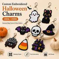 Porte-clés brodé Halloween, pendentif pour sac à dos, breloque personnalisée, vente en gros pour souvenirs de vacances et cadeaux