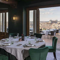 Arredamento per Bar Commerciali, Ristoranti, Fast Food, Caffetterie, Chioschi, Sedie e Tavoli in Vendita, Soluzioni Personalizzate per Arredamento Club