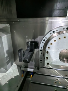 Centre d'usinage vertical CNC 5 axes <span class=keywords><strong>MX500</strong></span>, machine de fraisage de <span class=keywords><strong>m</strong></span>étaux, moteur de précision moyenne intensité - Product Image 5