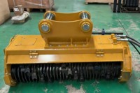 TAEKKO Prodotto di Punta: Trinciatrice per Escavatore 3-5 Ton, Trinciatrice per Skid Steer Loader, Escavatore e Caricatore, Macchinari Forestali