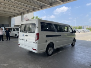 Nuevo Microbús KAMA de 11-19 Asientos, Diésel 2.0L, Volante a la Derecha/Izquierda, Minibús de Pasajeros, Nuevo Autobús Eléctrico Urbano, Microbús Eléctrico Personalizable - Product Image 4