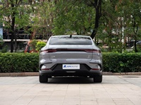 BYD Han Électrique 2026 Édition Intelligente 705KM Recharge Rapide Batterie 69.7kWh 240kW Berline 5 Places Véhicules à Énergie Nouvelle