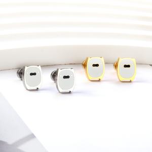 ต่างหูเด็กแบบติดหู ชุบทอง 18K สแตนเลส น่ารักสำหรับเด็กผู้หญิง ต่างหูหรูหราสำหรับผู้หญิง ชุบทอง 18K - Product Image 2