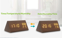 Kantoor spraakgestuurde houten LED-bureauklok met kalender, modern design voor woonkamer en keuken