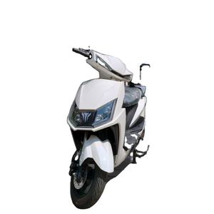Motocicletta Elettrica a Lunga Autonomia 100km, Motore 800W, Batteria al Litio Rimovibile 72V 20Ah con Caricatore USB per Adulti, Uomini e <span class=keywords><strong>Donne</strong></span> - Product Image 1