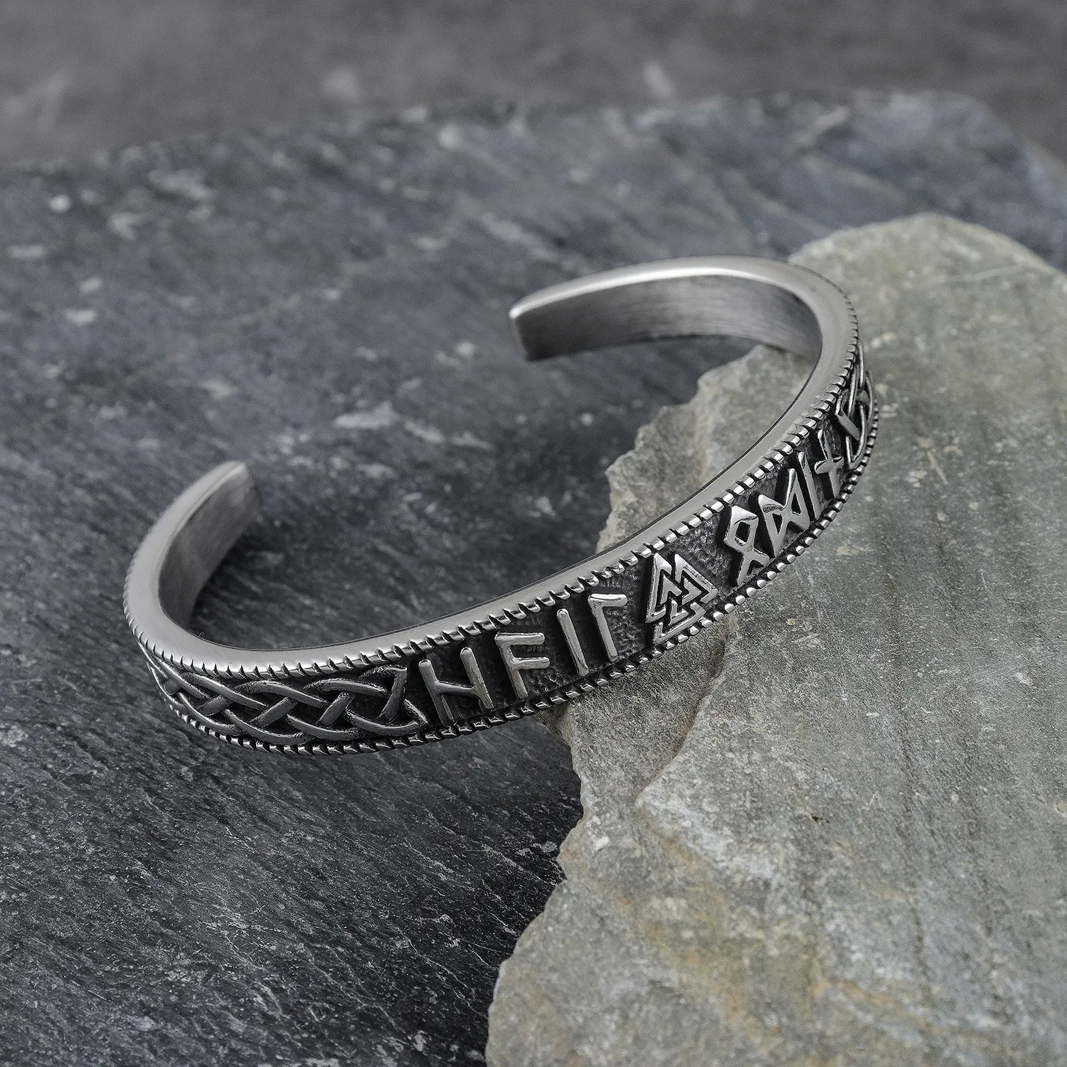 CustomStainless Steel Nordic Wristband Viking Totem Bangle Valknut Irish Celtic Knot Viking Runes Bracelet Bangle Man Woman