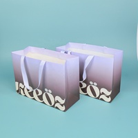 Sac en papier kraft de luxe avec logo personnalisé, dégradé, avec cordon de serrage, recyclable, emballage haut de gamme pour vêtements, cadeaux, artisanat, bougies