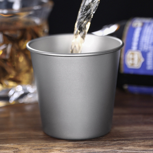 Mug à bière, café ou lait GETWICK Ta8775 en titane pur à paroi simple, léger, 200 ml, design moderne, pour le camping en plein air - Product Image 3