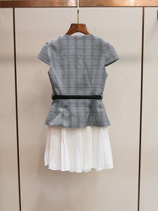 OUDINA Robe Midi en Tweed Plissée à Col Rond Élégant, Personnalisable et en <span class=keywords><strong>Patchwork</strong></span>, Vente en Gros pour Femmes - Product Image 2