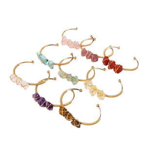Brazalete Dorado con Grabado Láser, Brazalete de Cristal con Piedras Preciosas, Joyería Artesanal de Piedra Natural Curativa al por Mayor - Product Image 3