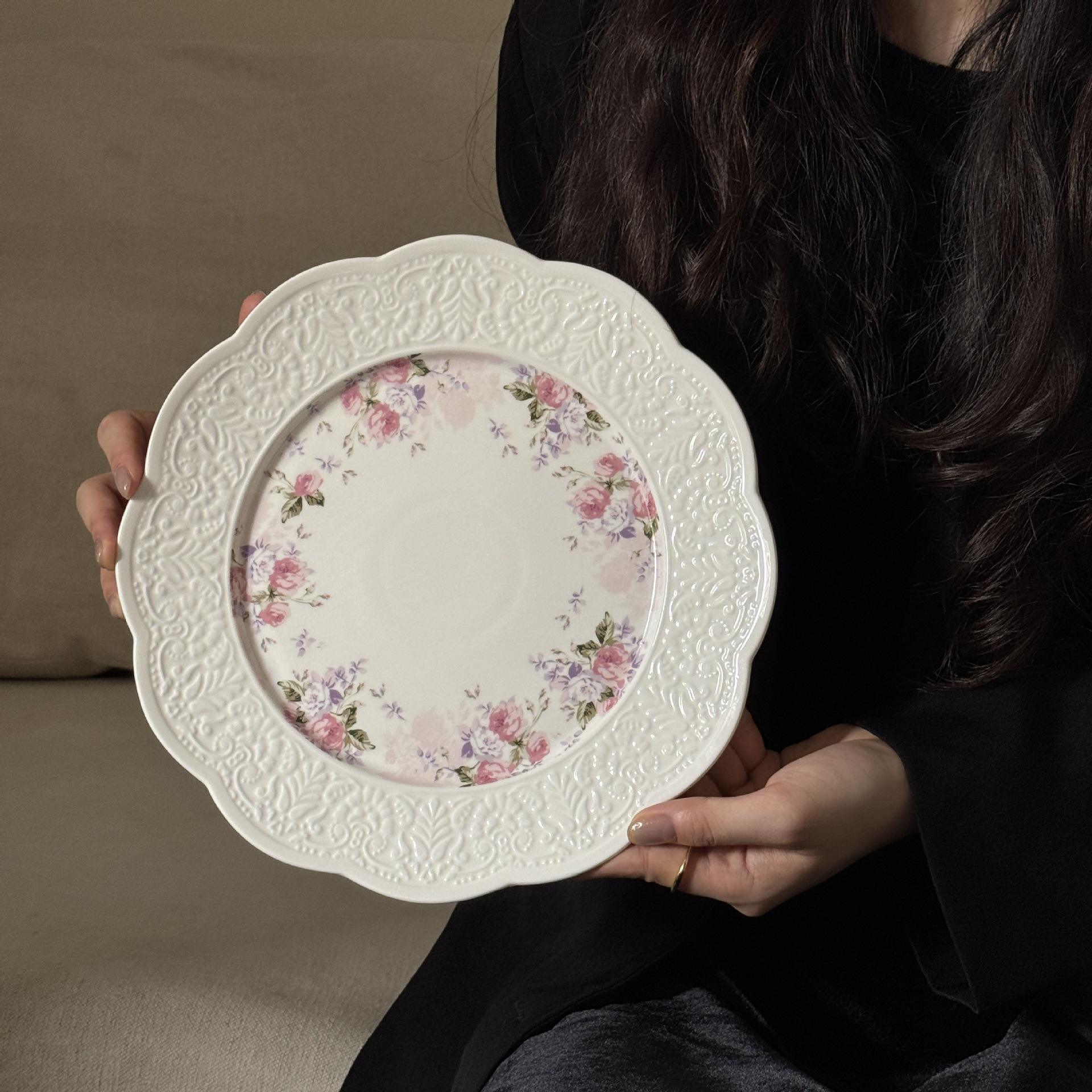 Petal and leaf plate 25*2