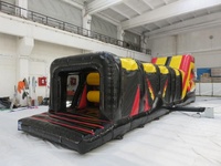 Parcours d'obstacles énergétiques avec plate-forme de 8 pieds Flammes brûlantes Défi d'obstacles gonflables