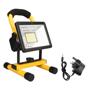 Projecteur <span class=keywords><strong>de</strong></span> terrain sportif haute puissance rechargeable, lampe <span class=keywords><strong>de</strong></span> <span class=keywords><strong>travail</strong></span> haute intensité, éclairage d'urgence pour camping, aventure, pique-nique en extérieur - Product Image 1