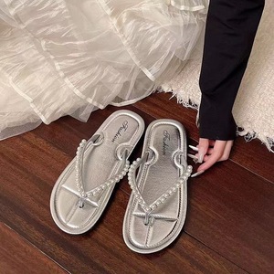 2026 New Pearl Flip Flops for Women Summer <b>Flat</b> Soft Sole Clip Toe Beach <b>Sandals</b> Outdoor Wholesale - Product Image 4