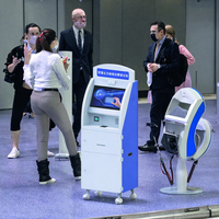 Kiosco de Autoservicio para Hospitales con Pantalla Táctil, Impresión de Tickets y Función SDK para Gestión de Colas y Reservas
