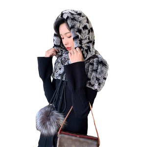 Poncho en fourrure de lapin Rex véritable pour femmes, capuche châle tissée en tricot avec capes élastiques, étoles et pompons de <span class=keywords><strong>renard</strong></span> pour l'hiver - Product Image 2