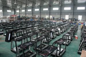 Calentador de exhibición de alimentos Calentador humidificado comercial Gabinete de exhibición de pasteles Vitrina de pastelería para Hotel Restaurante Panadería Tienda - Product Image 3