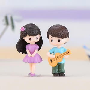 Estatuilla de pareja de guitarra en miniatura, adorno de amante dulce, figuritas en miniatura de jardín de hadas, figurita de acción, decoración del hogar - Product Image 3