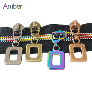 Etiquetas extractoras de cremallera #5 de alta calidad, logotipo de diseño de Hardware, abalorios extractores de bolsas de aleación de Zinc con deslizador - Product Image 2