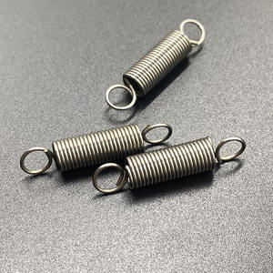 Ressorts de tension à ressort hélicoïdal en acier inoxydable de la meilleure qualité possible crochet métallique d'une capacité de charge de 90 lb à usage industriel - Product Image 4