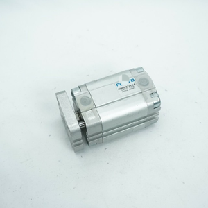 Nieuwe Originele Klaar Voorraad 156879 ADVUL-32-30-<span class=keywords><strong>P</strong></span>-A Industriële Automatisering Pac Dedicated Plc Programmering Controller - Product Image 1