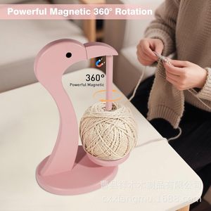 Support de rangement magnétique en bois rose de 12,2 pouces de hauteur pour bobines de fil, pelotes de tricot et boules de laine - Product Image 3