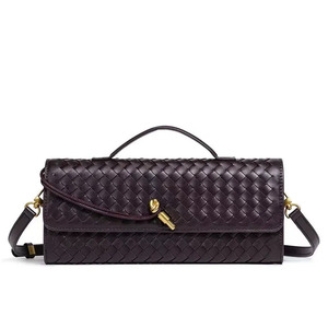Bolso de Mano Tipo Acordeón de PU Tejido para <span class=keywords><strong>Mujer</strong></span>, Bolso Bandolera Pequeño, 30cm, Logotipo Personalizado OEM, Bolso de Moda - Product Image 3