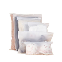 Sac transparent compostable en PVC réutilisable de curseur de logo personnalisé sacs à zip-lock transparents en plastique PE givré de vêtement pour l'emballage de vêtements