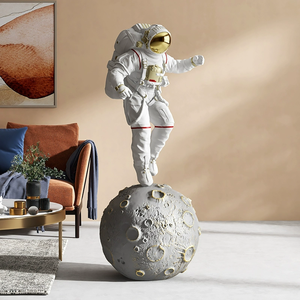 2023 nouveaux ornements d'astronaute astronaute Livehouse Bar KTV sol Sculpture ornement fabricant personnalisé - Product Image 4