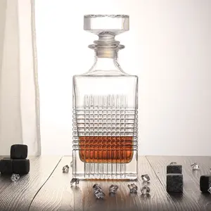 NOVARE Großhandel bleifreie Kristall 750 ml quadratische Glas Whisky Dekan ter
