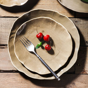 YAYU OEM Hotel Restaurante Retro Maillard Plato Platos Para <span class=keywords><strong>Sopa</strong></span> Pasta única Deep Khaki Mate Platos de ensalada Plato de postre japonés - Product Image 5