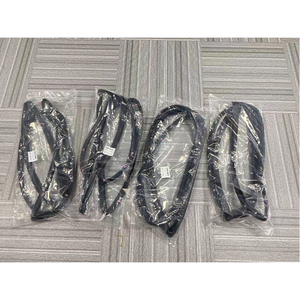 Moulures de garniture en caoutchouc pour portières avant et arrière (4 <span class=keywords><strong>portes</strong></span>) pour <span class=keywords><strong>Toyota</strong></span> <span class=keywords><strong>Land</strong></span> <span class=keywords><strong>Cruiser</strong></span> LC70 67861-60020 67862-60020 67871-60030 67872-60030 - Product Image 1