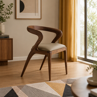 Chaise de salle à manger moderne MULIGNA en cuir et bois massif de chêne pour table à manger