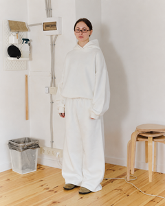 Conjunto de Sudadera con Capucha y Pantalones Deportivos para Mujer, Transpirable, de Poliéster/Algodón, Estampado, Dos Piezas, Informal, para Otoño e Invierno, Suministro de Fábrica - Product Image 1