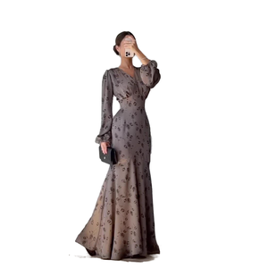 Abito Casual da Donna in Poliestere con Scollo a V, Maniche Lunghe e Vita Sottile, Nuovo Stile Elegante e di Carattere, per il Commercio Transfrontaliero - Product Image 2