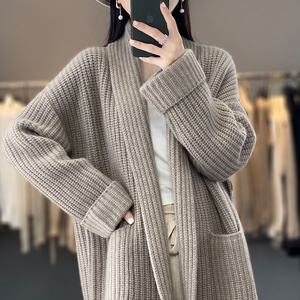 <span class=keywords><strong>Cardigan</strong></span> in maglia <span class=keywords><strong>grossa</strong></span> da donna ODM di lusso, in <span class=keywords><strong>lana</strong></span> merino e yak, con tasche, vestibilità ampia e morbida, collo a risvolto, stile poncho - Product Image 3