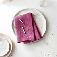 Serviettes de table en tissu violet et vert à motif papillon, surdimensionnées, parfaites pour la décoration quotidienne de table de banquet
