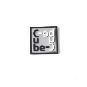 Fabricant chinois Style personnalisé Logo personnalisé Patch de broderie en caoutchouc 3D Patch en PVC pour vêtements Jeans - Product Image 1