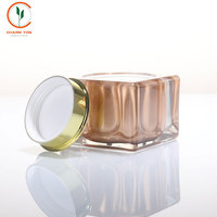 Conteneur d'emballage cosmétique de luxe vide 30g 50g pot de crème cosmétique acrylique carré pour crème pour le visage avec bouchon en or brun