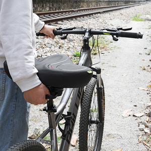 Sillín de bicicleta de espuma viscoelástica de cuero PU impermeable de estilo Simple, comodidad Universal para bicicletas de carretera y ejercicio, asiento de ventilación de Gel - Product Image 2