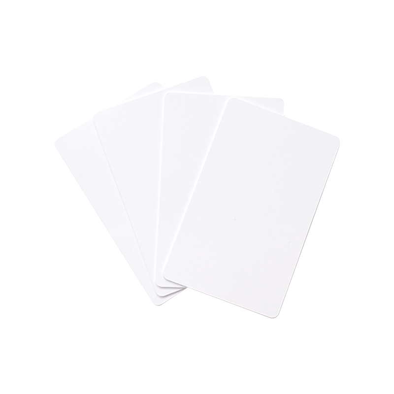 Cartes blanches pour l'impression jet d'encre
