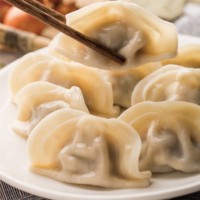 Dumplings Vegetarianos de Cebollino y Huevo Sanquan, Congelados, Estilo Chino, Salados, Bolsa de 1000g