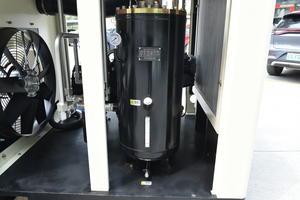 <span class=keywords><strong>Compresseur</strong></span> d'air à vis à entraînement direct double étage 75KW 100HP PM VSD avec récupération de chaleur par pipeline pour atelier de fonderie sous pression - Product Image 5