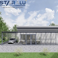 Véranda en aluminium et verre design avec finition thermolaquée disponible en couleurs RAL personnalisées et traitements de surface de qualité supérieure