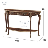 Table console classique en bois massif avec détails sculptés pour entrée ou salon