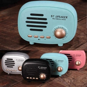 Rétro Forme De <span class=keywords><strong>Radio</strong></span> Sans Fil Stéréo Bluetooth Haut-Parleur BT avec <span class=keywords><strong>Son</strong></span> HD <span class=keywords><strong>Radio</strong></span> <span class=keywords><strong>FM</strong></span> - Product Image 2