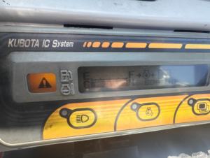 Mini-excavatrice sur chenilles KX163 d'occasion, poids opérationnel de 6 tonnes, avec composants essentiels (pompe, roulement), modèle 2023, 100 % origine japonaise - Product Image 3