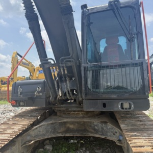 Excavatrice VOLVO EC240B d'occasion à bas prix, 24 tonnes, pelle hydraulique sur chenilles d'origine, qualité importée - Product Image 2