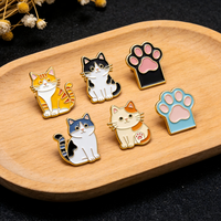 Épinglette en émail personnalisée en forme d'animal de dessin animé mignon, en métal, conception gratuite, faible MOQ, cadeau pour les amoureux des animaux